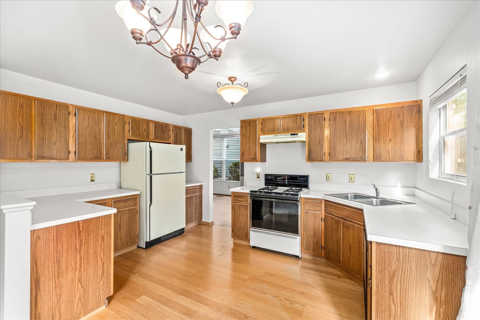 141 Hamlet Circle