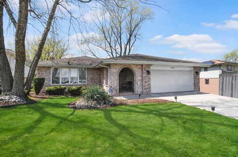 Photo of 16810 Greenwood Avenue, South Holland, IL 60473 (MLS # 12614255)