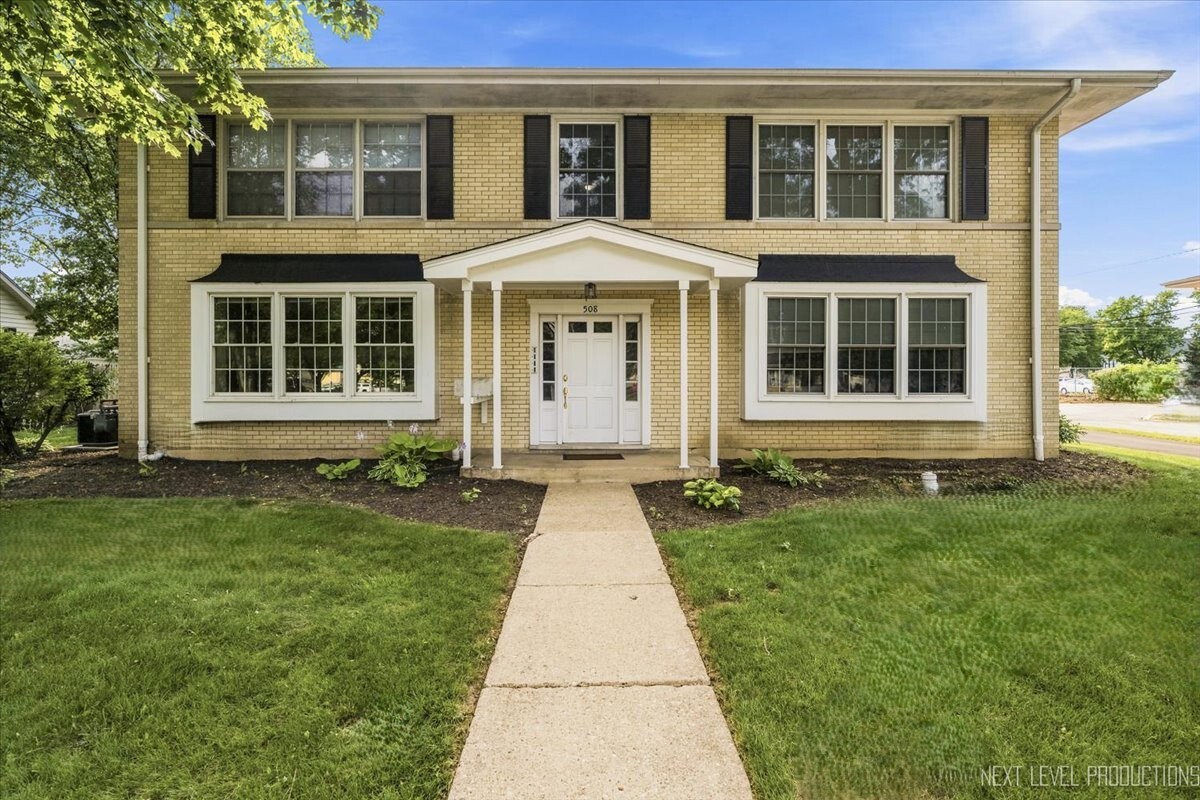 Photo 1 of 16 — 508 Anderson Boulevard 1, Geneva, IL 60134