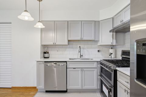 Tiny photo for 718 Clearwater Court, Wheeling, IL 60090 (MLS # 12598811)