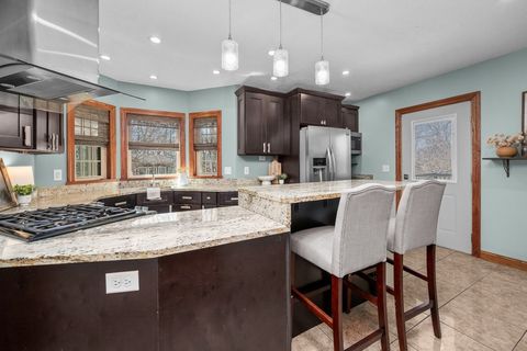 Tiny photo for 2405 23rd Avenue A, Moline, IL 61265 (MLS # 12608718)