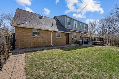 Tiny photo for 2405 23rd Avenue A, Moline, IL 61265 (MLS # 12608718)