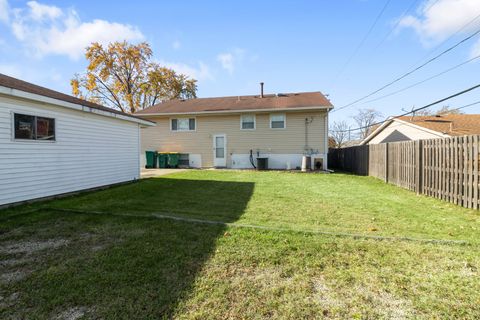 Tiny photo for 467 Arnold Avenue, Romeoville, IL 60441 (MLS # 12518493)