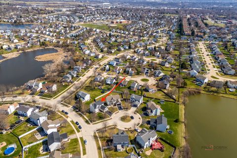 Tiny photo for 2212 Baxter Court, Elgin, IL 60123 (MLS # 12614339)