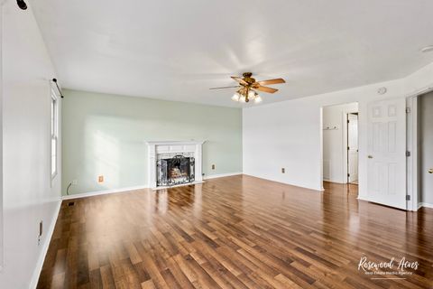 Tiny photo for 1403 W Budd Boulevard, Kankakee, IL 60901 (MLS # 12494474)