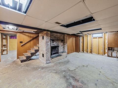Tiny photo for 821 Shuler Street, Elgin, IL 60123 (MLS # 12488255)
