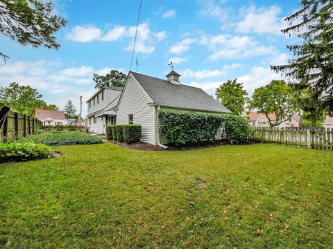 Tiny photo for 821 Shuler Street, Elgin, IL 60123 (MLS # 12488255)