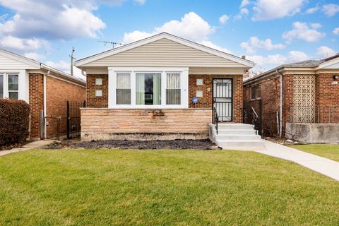 Photo of 9207 S Halsted Street, Chicago, IL 60620 (MLS # 12534997)