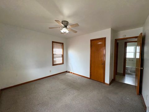 Tiny photo for 1810 Prospect Avenue, Peru, IL 61354 (MLS # 12625415)