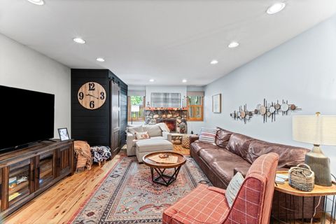 Tiny photo for 3102 Swallow Lane, Rolling Meadows, IL 60008 (MLS # 12697724)