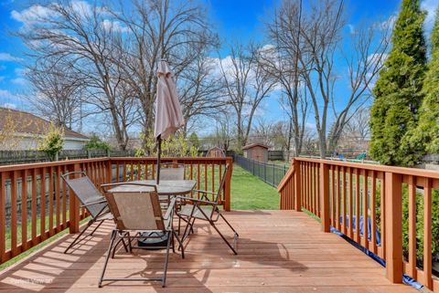 Tiny photo for 608 Beach Avenue, La Grange Park, IL 60526 (MLS # 12612922)