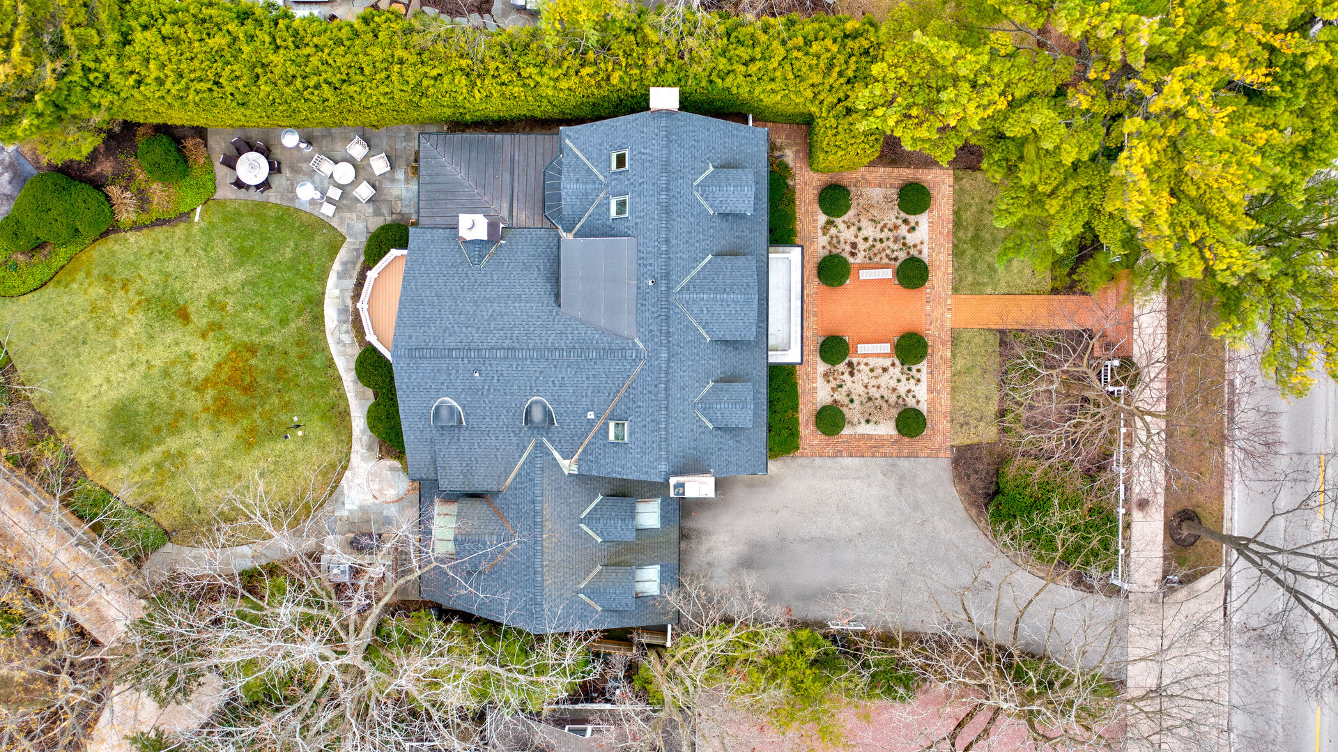 346 Sheridan Road