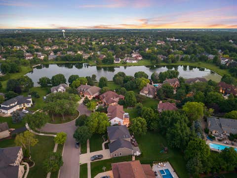 Tiny photo for 919 Abbey Court, Sugar Grove, IL 60554 (MLS # 12709180)