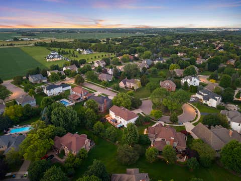 Tiny photo for 919 Abbey Court, Sugar Grove, IL 60554 (MLS # 12709180)