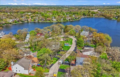 Tiny photo for 21428 W Crescent Drive, Mundelein, IL 60060 (MLS # 12680809)