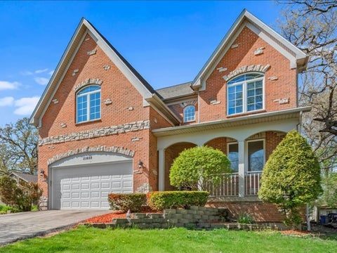 Photo of 21428 W Crescent Drive, Mundelein, IL 60060 (MLS # 12680809)