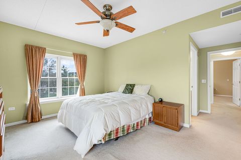 Tiny photo for 400 McDaniels Circle #405, Clarendon Hills, IL 60514 (MLS # 12598031)