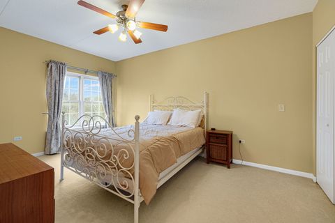 Tiny photo for 400 McDaniels Circle #405, Clarendon Hills, IL 60514 (MLS # 12598031)