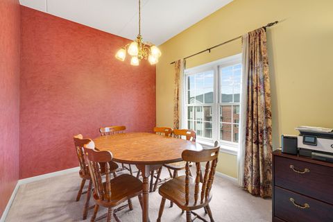 Tiny photo for 400 McDaniels Circle #405, Clarendon Hills, IL 60514 (MLS # 12598031)