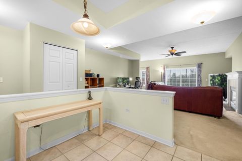 Tiny photo for 400 McDaniels Circle #405, Clarendon Hills, IL 60514 (MLS # 12598031)