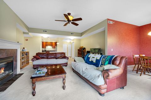 Tiny photo for 400 McDaniels Circle #405, Clarendon Hills, IL 60514 (MLS # 12598031)