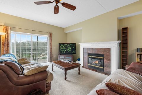 Tiny photo for 400 McDaniels Circle #405, Clarendon Hills, IL 60514 (MLS # 12598031)