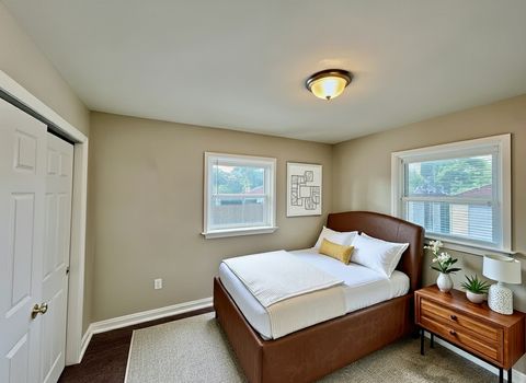 Tiny photo for 606 E 164th Place, South Holland, IL 60473 (MLS # 12553257)