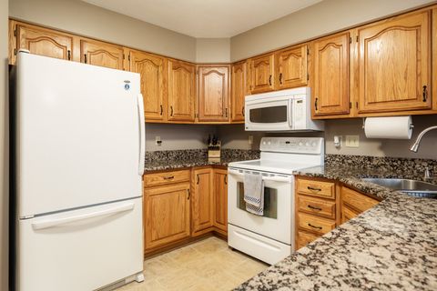 Tiny photo for 6666 Sandalwood Close #6666, Rockford, IL 61108 (MLS # 12519549)