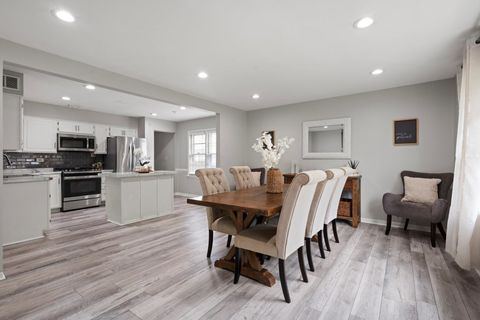 Tiny photo for 10925 Mcvicker Avenue, Chicago Ridge, IL 60415 (MLS # 12585046)