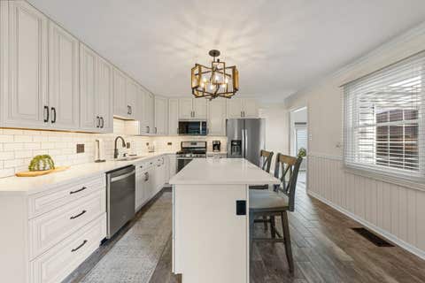 Tiny photo for 2304 Meadow Drive, Rolling Meadows, IL 60008 (MLS # 12720111)