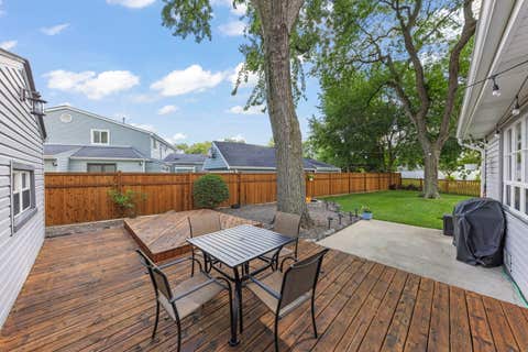 Tiny photo for 2304 Meadow Drive, Rolling Meadows, IL 60008 (MLS # 12720111)