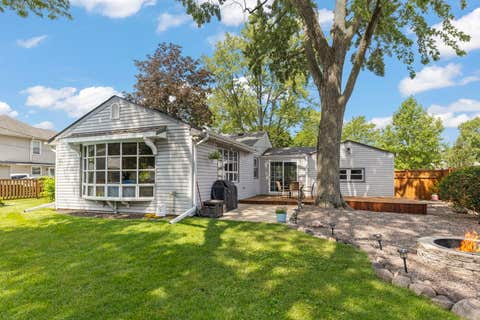 Tiny photo for 2304 Meadow Drive, Rolling Meadows, IL 60008 (MLS # 12720111)