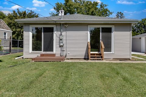 Tiny photo for 2605 Maple Avenue, Downers Grove, IL 60515 (MLS # 12466113)