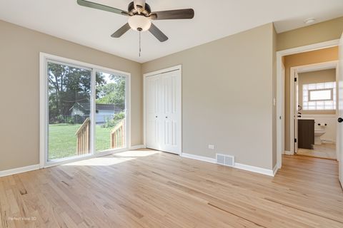 Tiny photo for 2605 Maple Avenue, Downers Grove, IL 60515 (MLS # 12466113)