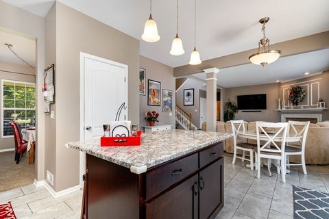 Tiny photo for 103 S Cranberry Street, Bolingbrook, IL 60490 (MLS # 12444090)