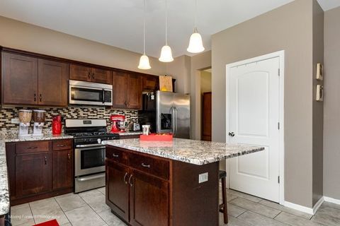 Tiny photo for 103 S Cranberry Street, Bolingbrook, IL 60490 (MLS # 12444090)