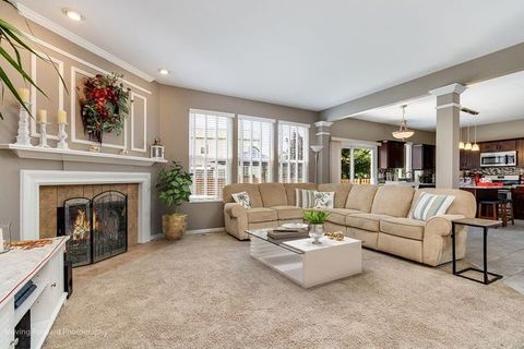 Tiny photo for 103 S Cranberry Street, Bolingbrook, IL 60490 (MLS # 12444090)