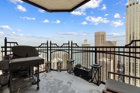 Tiny photo for 11 E Walton Street #4802, Chicago, IL 60611 (MLS # 12480728)