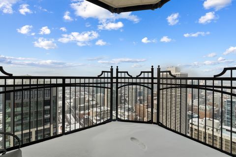 Tiny photo for 11 E Walton Street #4802, Chicago, IL 60611 (MLS # 12480728)