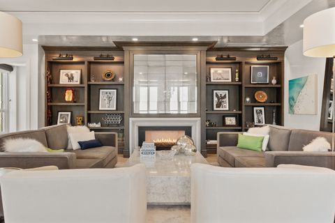 Tiny photo for 11 E Walton Street #4802, Chicago, IL 60611 (MLS # 12480728)