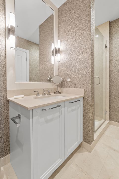 Tiny photo for 11 E Walton Street #4802, Chicago, IL 60611 (MLS # 12480728)