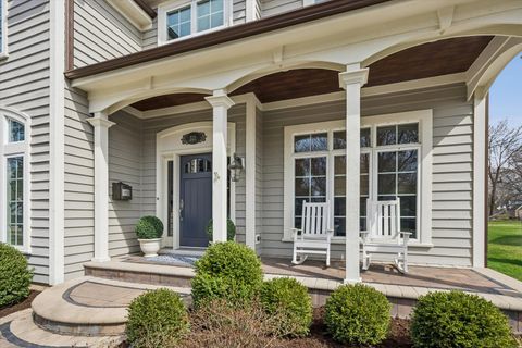 Tiny photo for 321 N Kenilworth Avenue, Glen Ellyn, IL 60137 (MLS # 12625856)