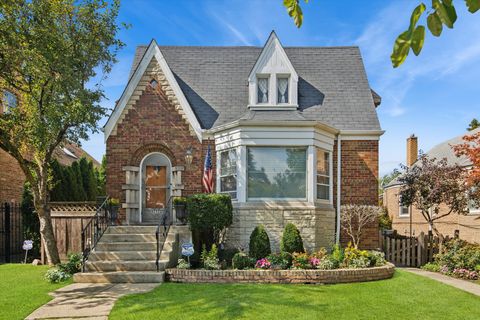 Photo of 4252 N Parkside Avenue, Chicago, IL 60634 (MLS # 12629952)