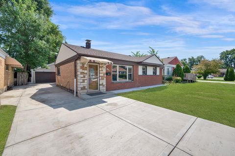 8053 S Kenton Avenue Chicago IL 60652