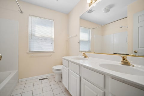 Tiny photo for 946 Cynthia Lane, Lake In The Hills, IL 60156 (MLS # 12732598)