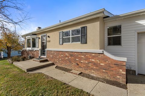 Tiny photo for 605 S Fair Street, Champaign, IL 61821 (MLS # 12512772)