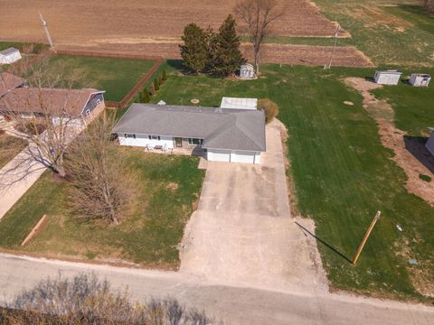 Tiny photo for 405 W Jeffery Street, Cullom, IL 60929 (MLS # 12610280)
