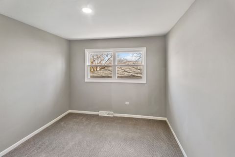 Tiny photo for 6151 Victoria Drive, Oak Forest, IL 60452 (MLS # 12604080)