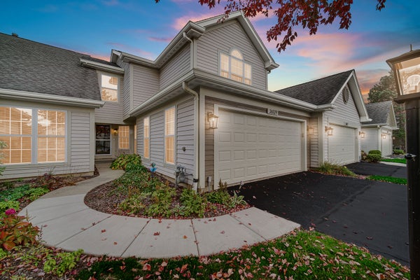 36129 N SPRINGBROOK LN, GURNEE, IL 60031 - Image b9ff9ceb87beb86c8592db099e3fdd22/2822927368