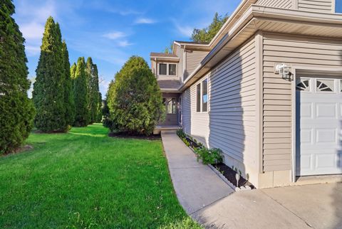 Tiny photo for 113 Andresen Court, DeKalb, IL 60115 (MLS # 12615566)